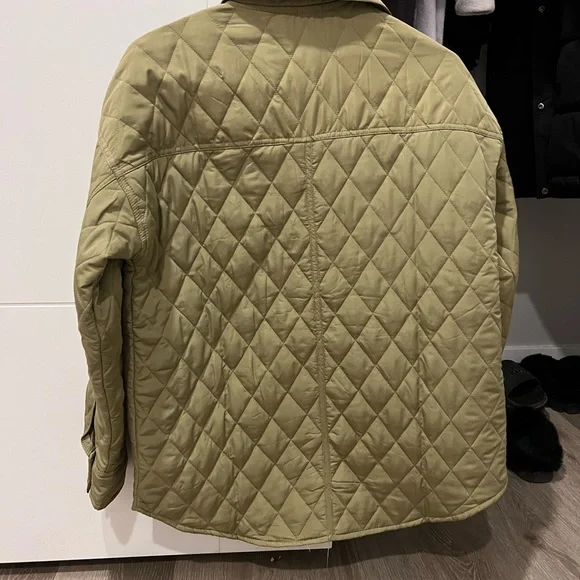 Woman’s Jacket - Picture 3 of 4